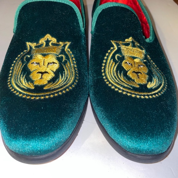 Loafers for Men Green Velvet Shoes of Fashion Embroidered Size 9 - Picture 7 of 13